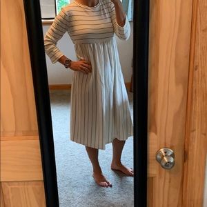 Roolee midi maternity dress